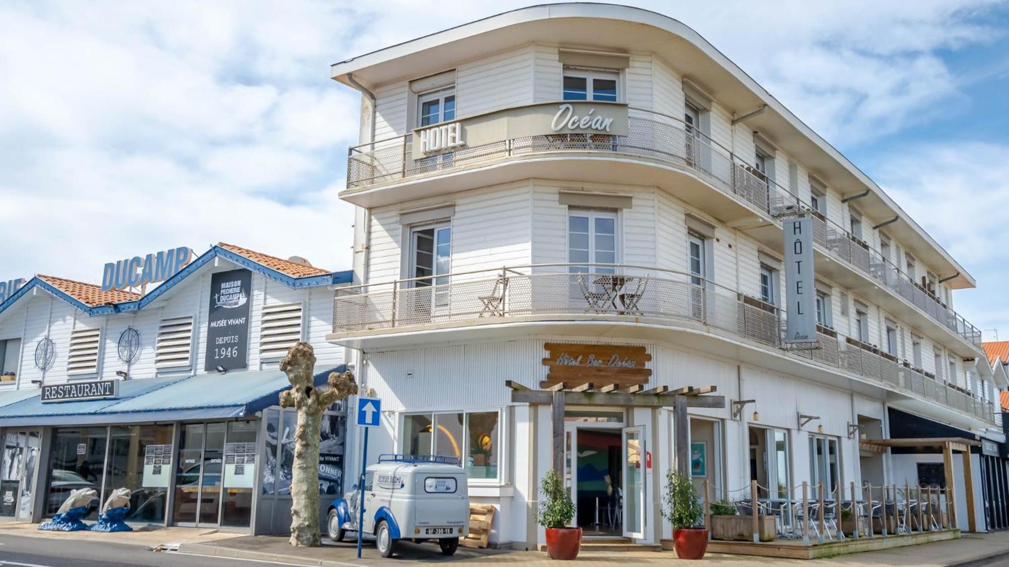 Hotel Ocean カップブルトン エクステリア 写真